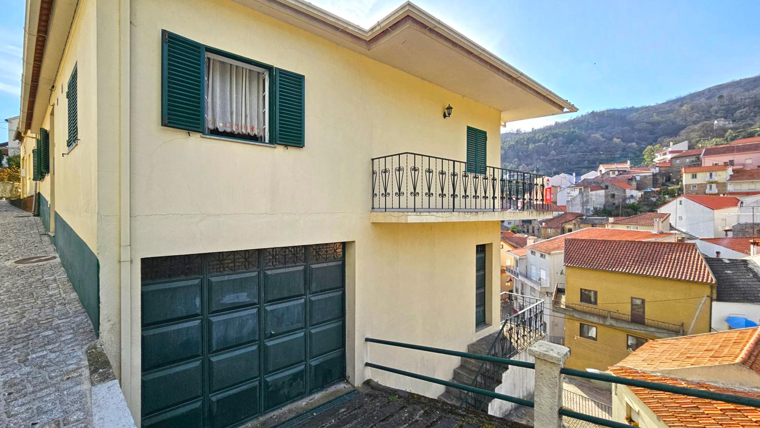 kaufen Dorfhaus Famalicão Guarda 3