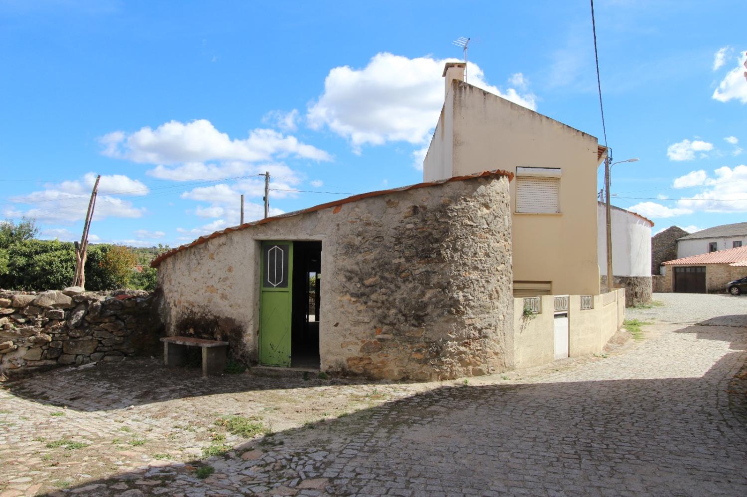  kaufen Dorfhaus Malpartida Almeida 4